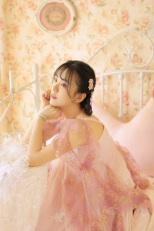 小妹妹大胆人体艺术